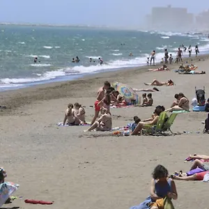 https://apartamento-en-calle-mendoza-zona-huelin-300-mts-de-la-playa.1costadelsol.com